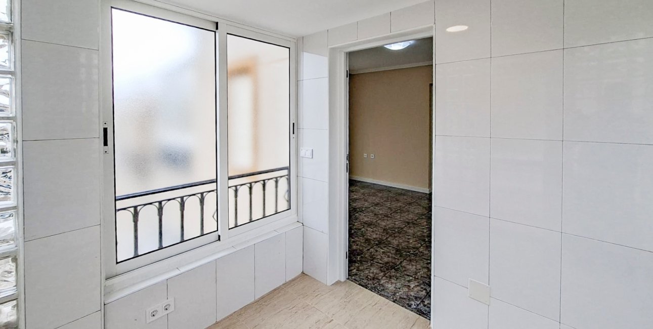 Resale - Apartment / flat -
Orihuela Costa - Playa Flamenca