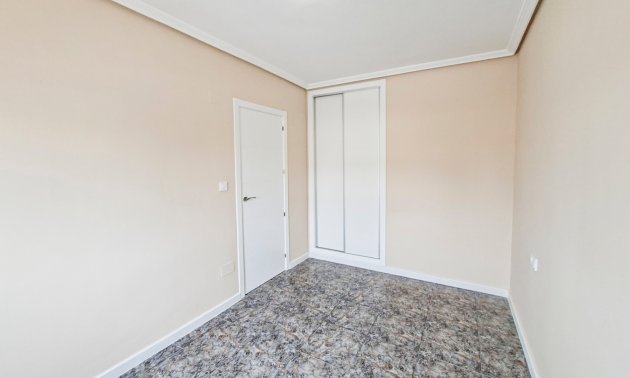 Resale - Apartment / flat -
Orihuela Costa - Playa Flamenca
