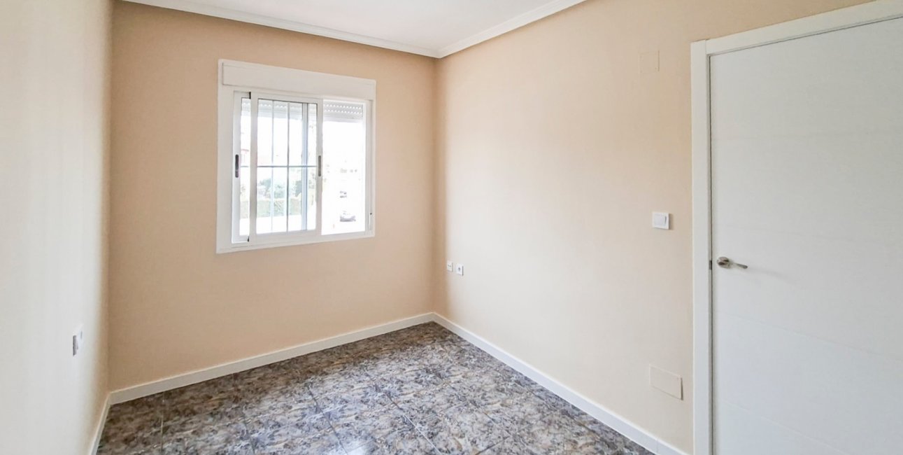 Resale - Apartment / flat -
Orihuela Costa - Playa Flamenca