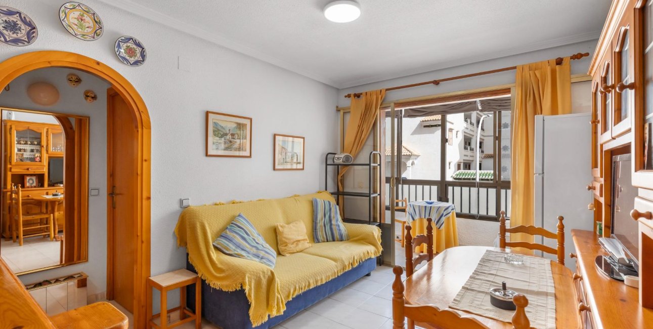 Resale - Apartment / flat -
Torrevieja - La Mata