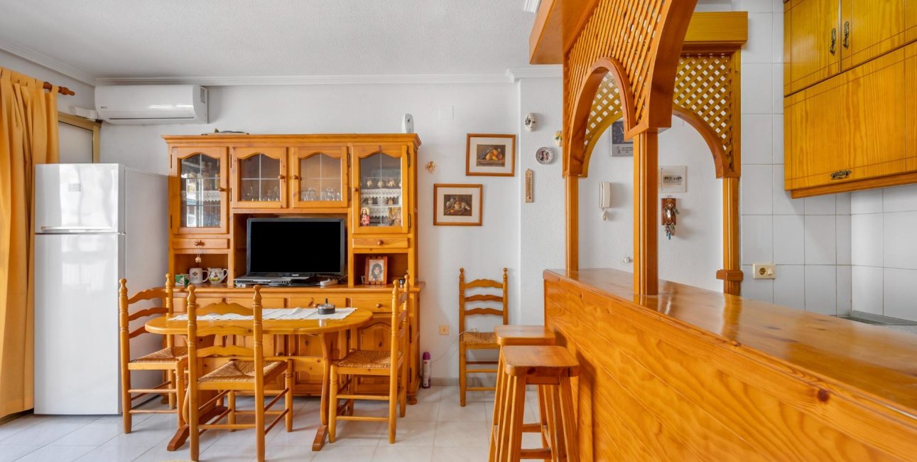 Resale - Apartment / flat -
Torrevieja - La Mata