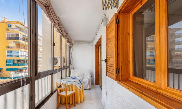 Resale - Apartment / flat -
Torrevieja - La Mata