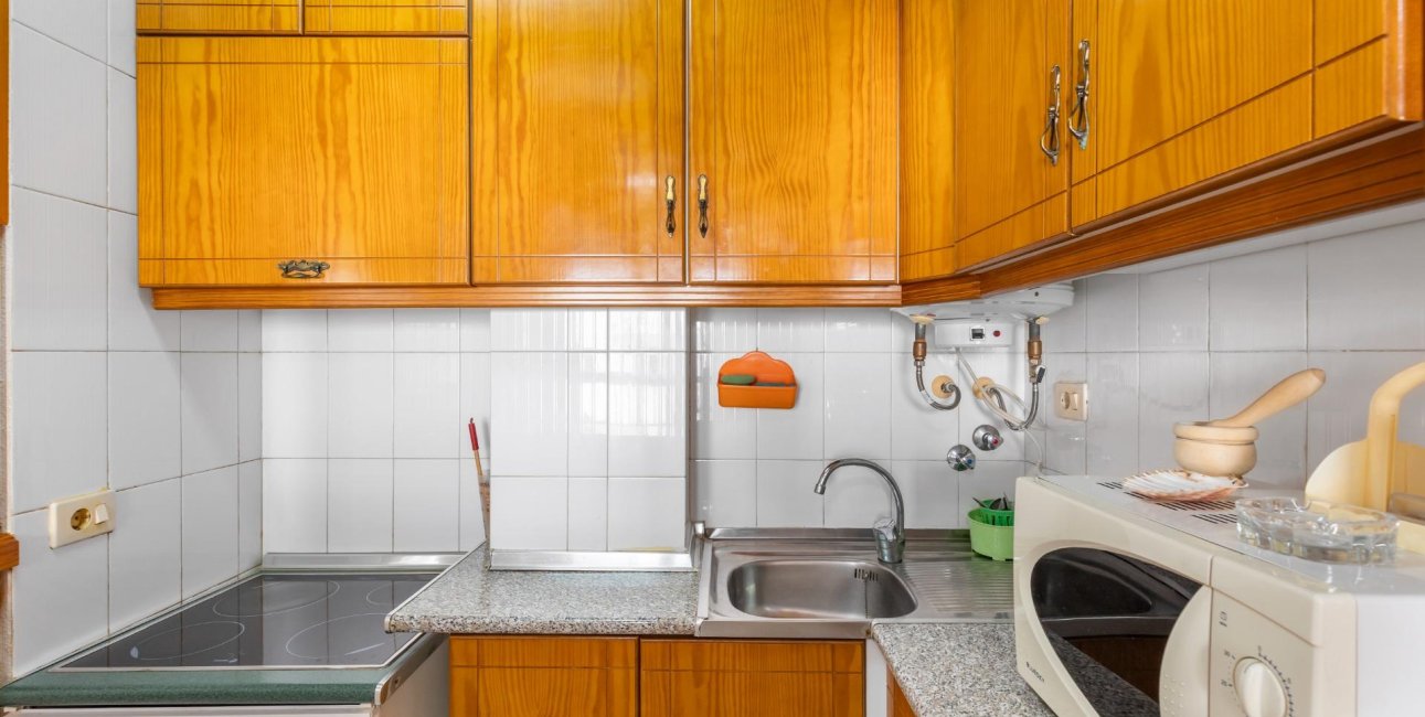 Resale - Apartment / flat -
Torrevieja - La Mata