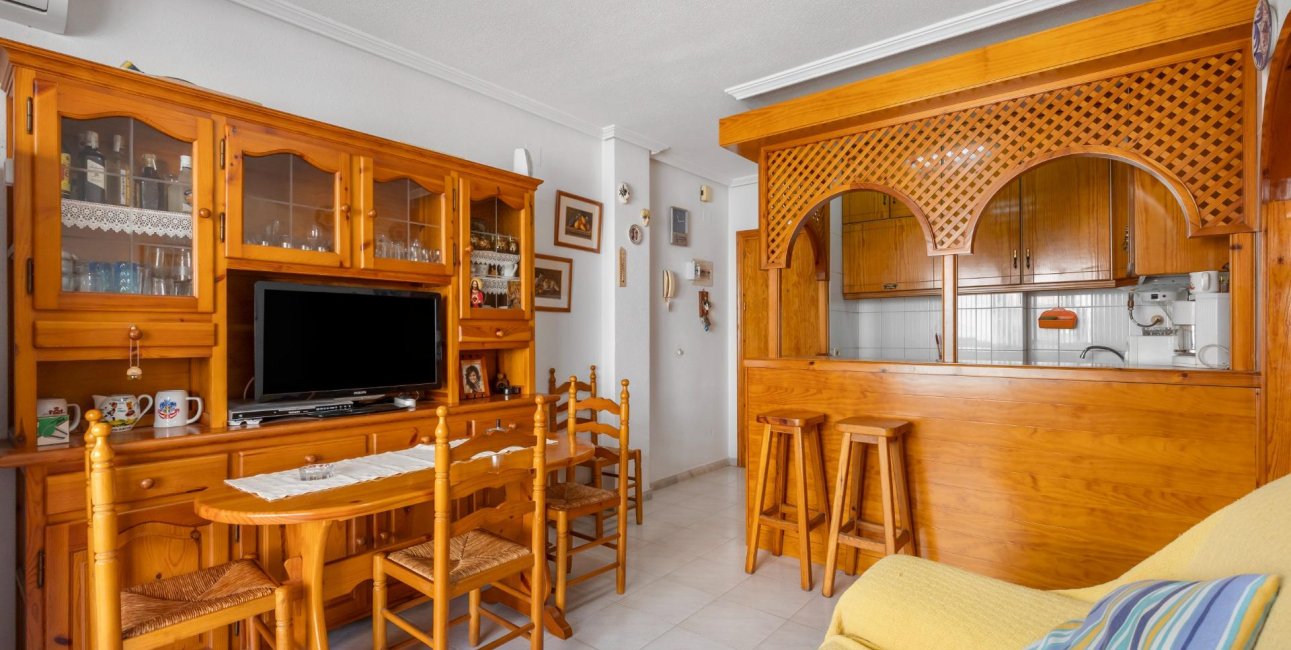 Resale - Apartment / flat -
Torrevieja - La Mata