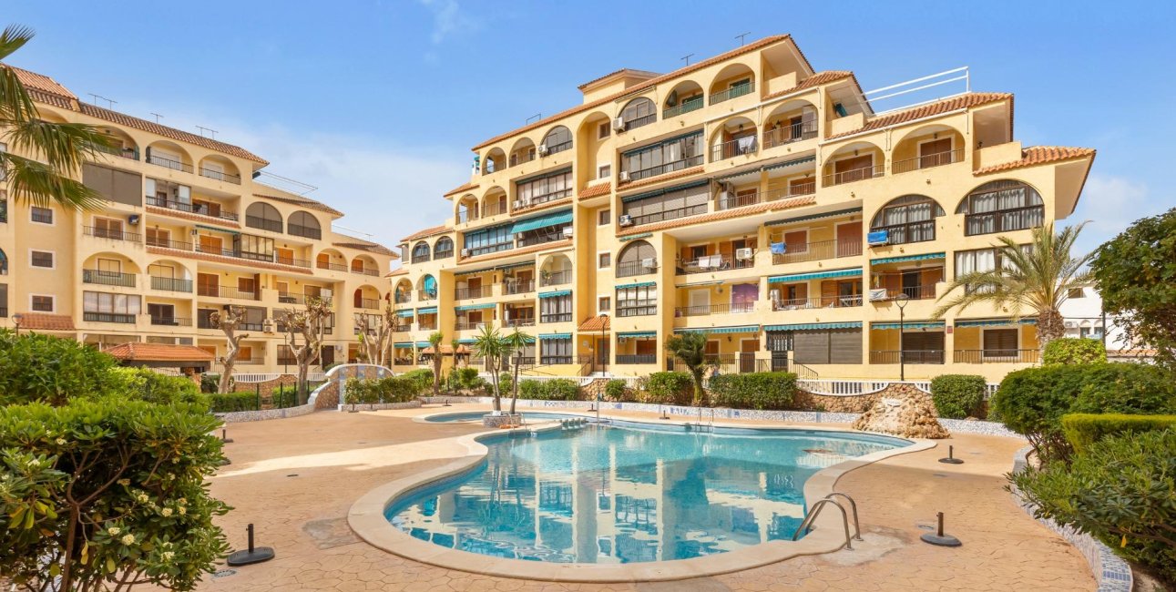 Resale - Apartment / flat -
Torrevieja - La Mata
