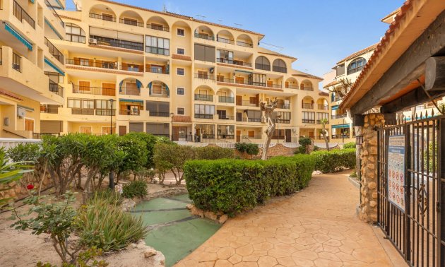 Resale - Apartment / flat -
Torrevieja - La Mata