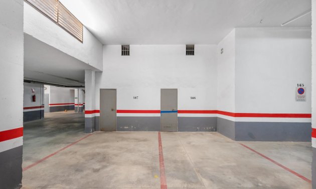 Resale - Apartment / flat -
Torrevieja - La Mata