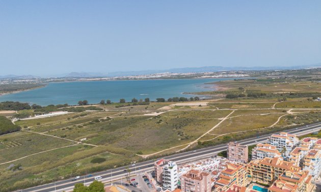 Resale - Apartment / flat -
Torrevieja - La Mata