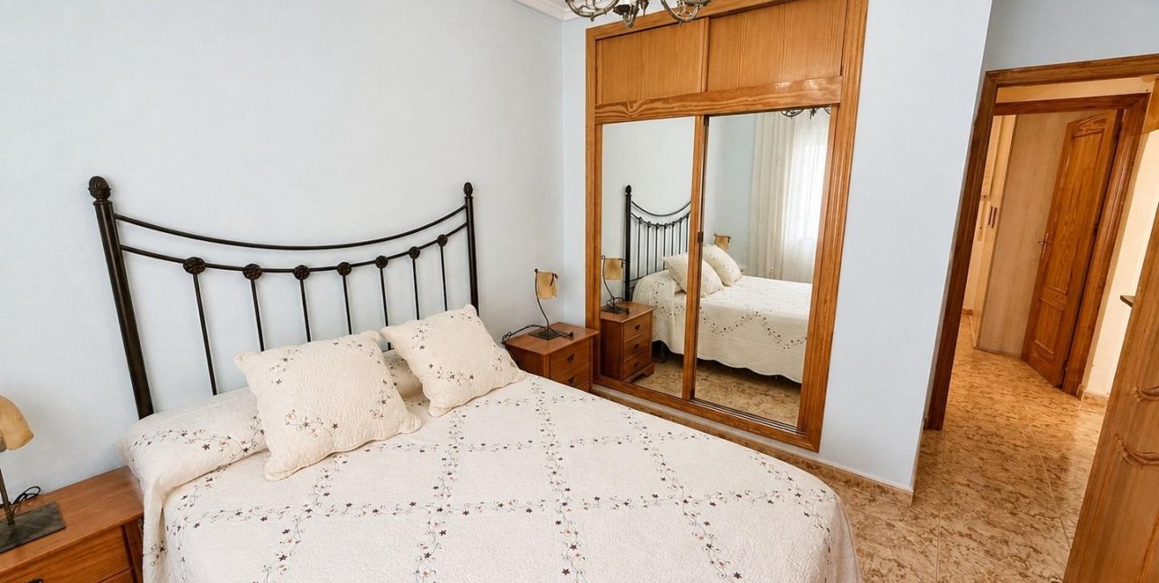 Resale - Apartment / flat -
Torrevieja - Nueva Torrevieja