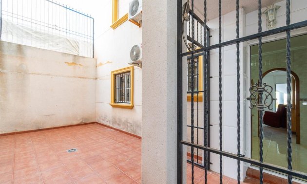 Resale - Apartment / flat -
Orihuela Costa - Lomas de Cabo Roig-Los Dolses