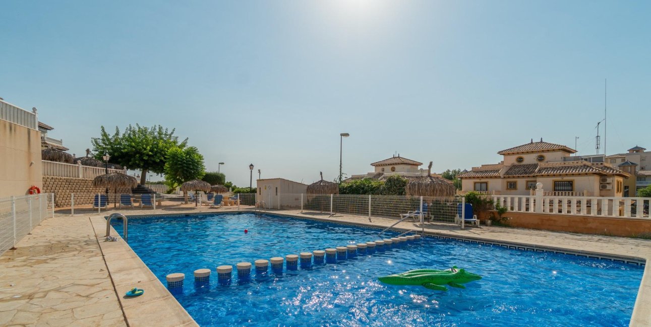 Resale - Apartment / flat -
Orihuela Costa - Lomas de Cabo Roig-Los Dolses