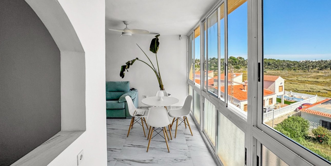 Resale - Apartment / flat -
Torrevieja - Rocio del Mar