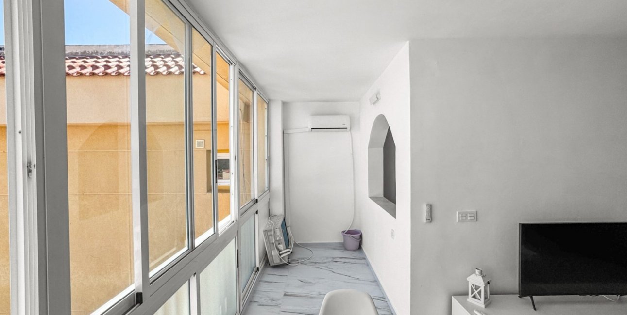 Resale - Apartment / flat -
Torrevieja - Rocio del Mar