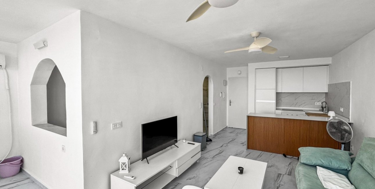 Resale - Apartment / flat -
Torrevieja - Rocio del Mar