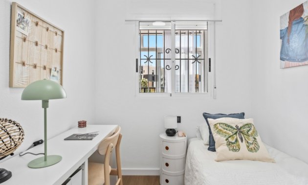 Resale - Apartment / flat -
Orihuela Costa - Playa Flamenca