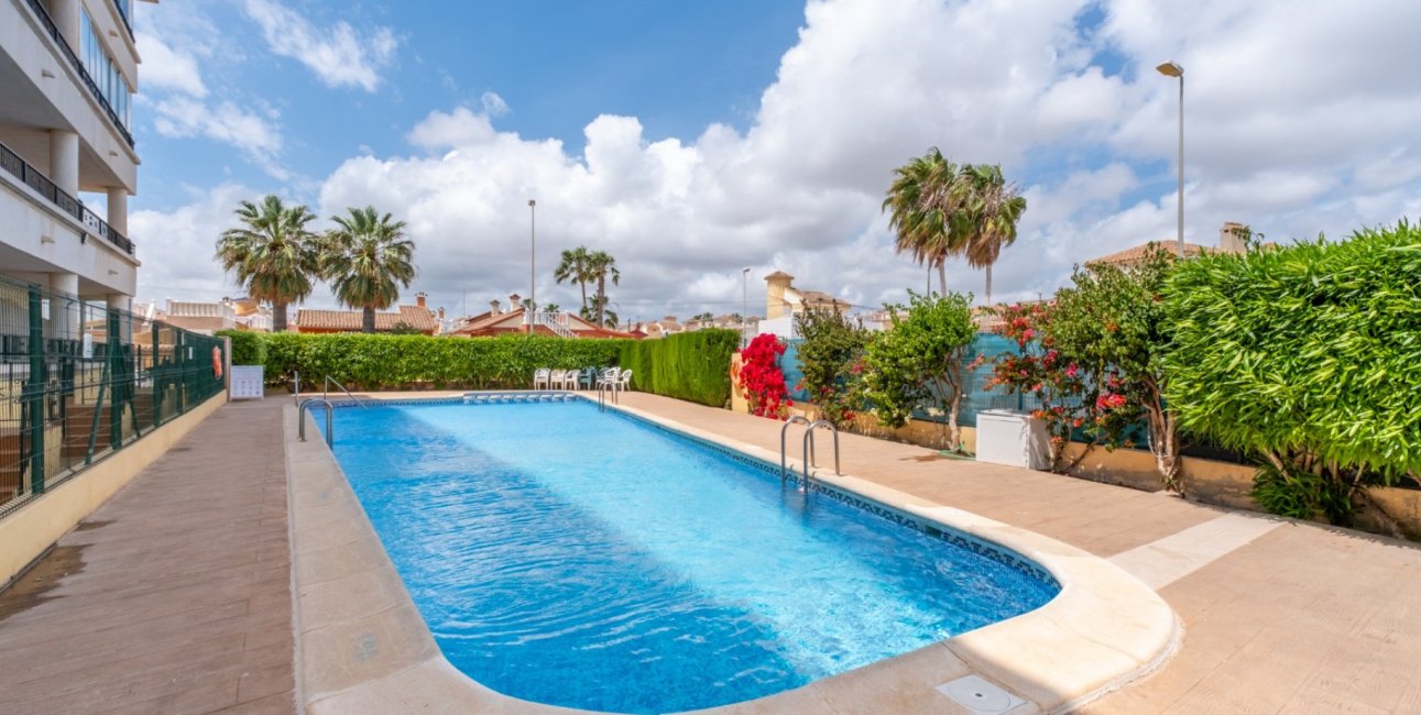Resale - Apartment / flat -
Orihuela Costa - Playa Flamenca