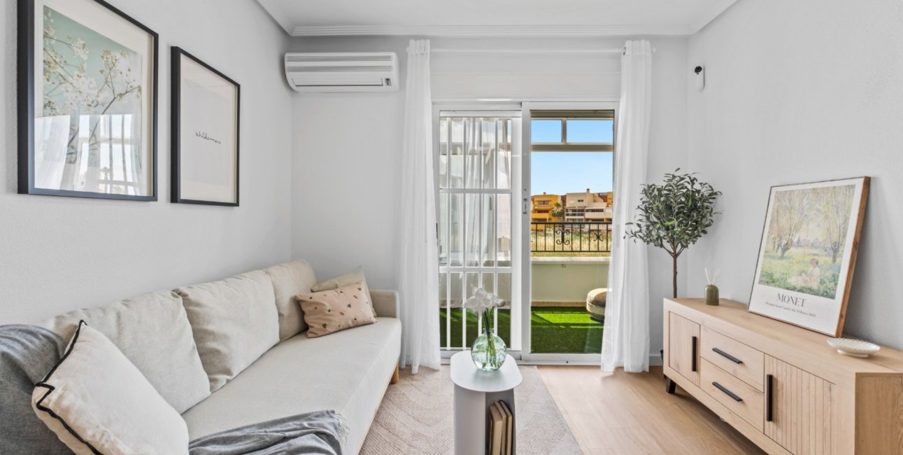 Resale - Apartment / flat -
Orihuela Costa - Playa Flamenca