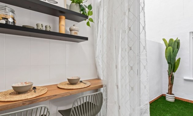 Resale - Apartment / flat -
Orihuela Costa - Playa Flamenca