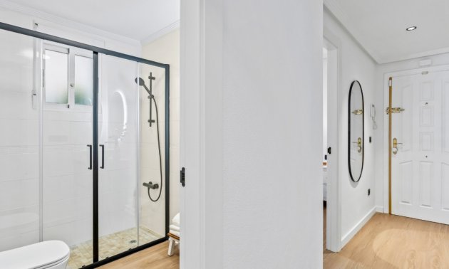 Resale - Apartment / flat -
Orihuela Costa - Playa Flamenca