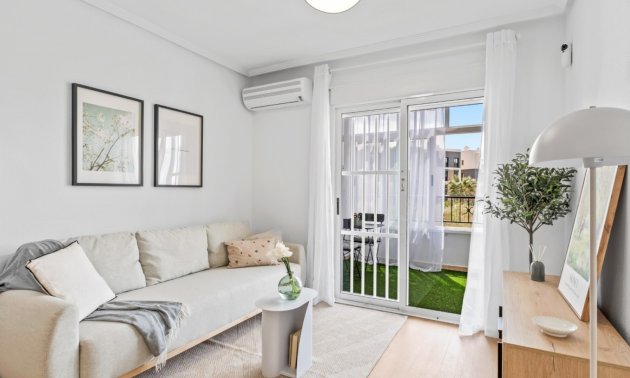 Resale - Apartment / flat -
Orihuela Costa - Playa Flamenca