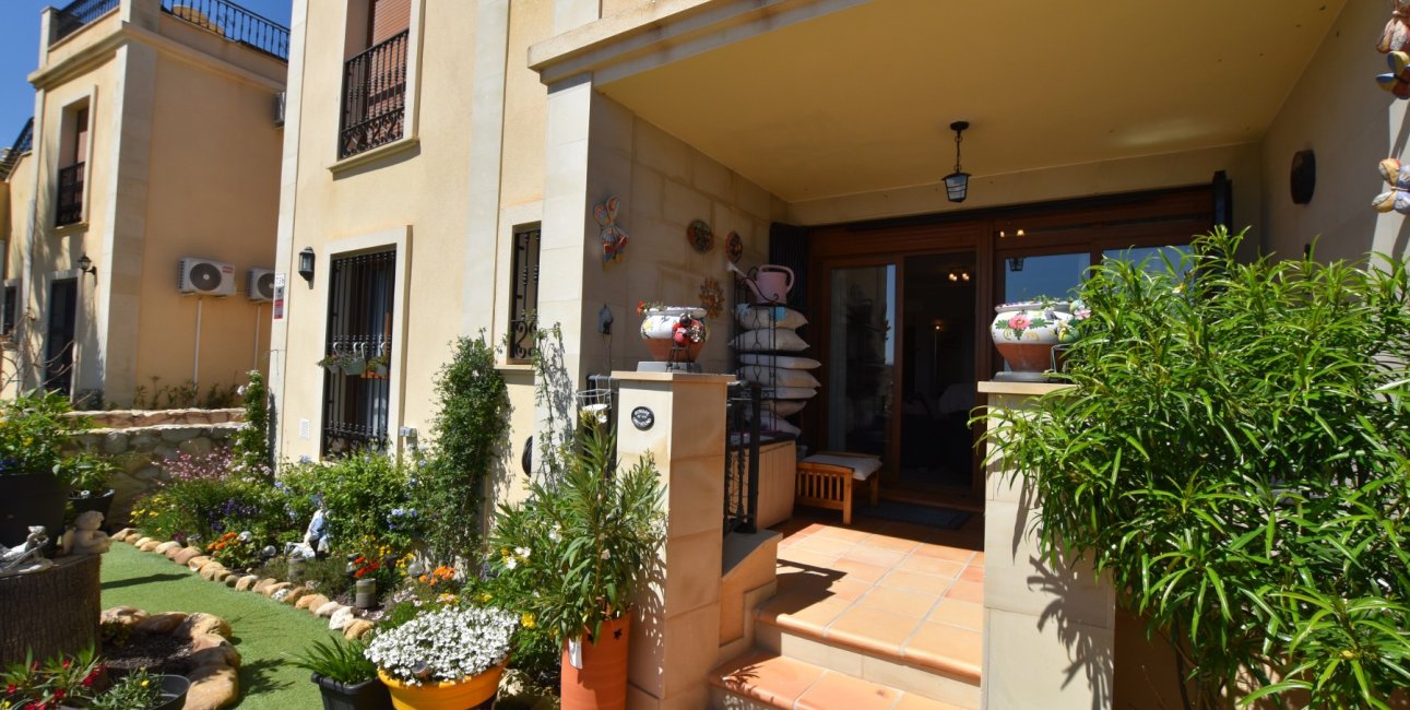 Rynek wtórny - Mieszkanie  -
Algorfa - La Finca Golf Resort
