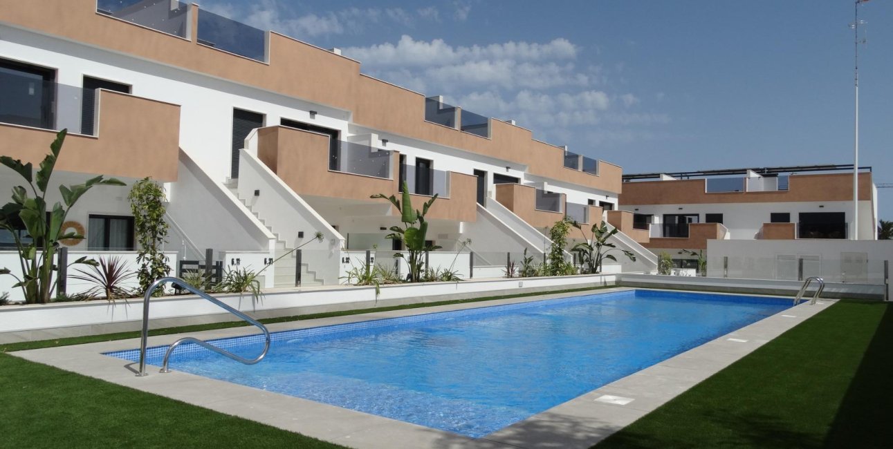 New Build - Bungalow -
Pilar de la Horadada - pueblo