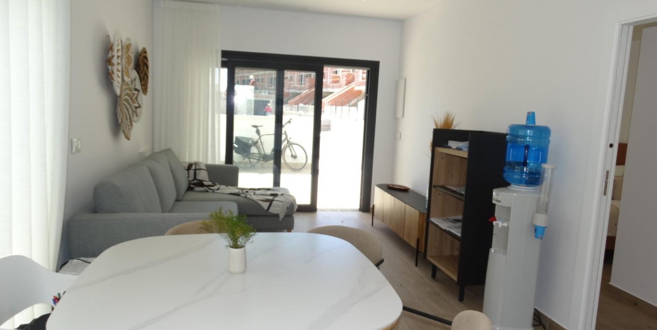 New Build - Bungalow -
Pilar de la Horadada - pueblo