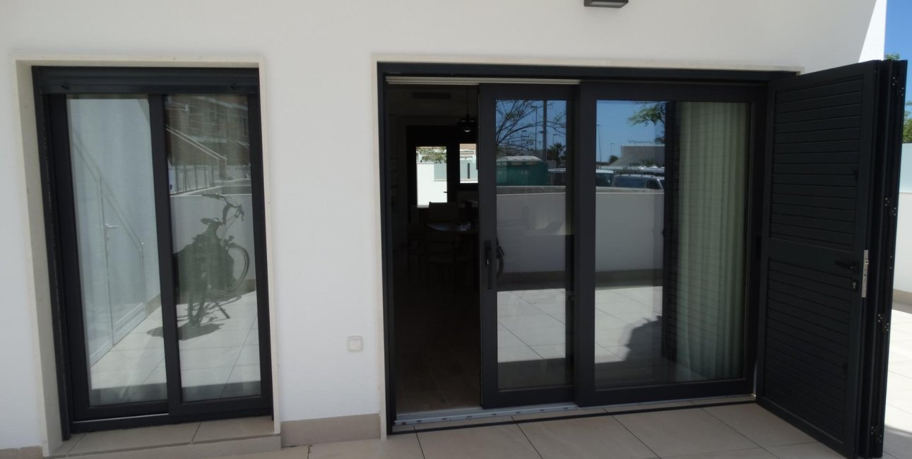 New Build - Bungalow -
Pilar de la Horadada - pueblo