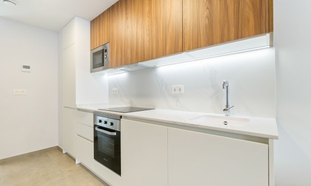Resale - Apartment / flat -
Torrevieja - Playa Del Cura