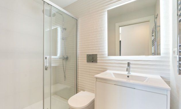 Resale - Apartment / flat -
Torrevieja - Playa Del Cura