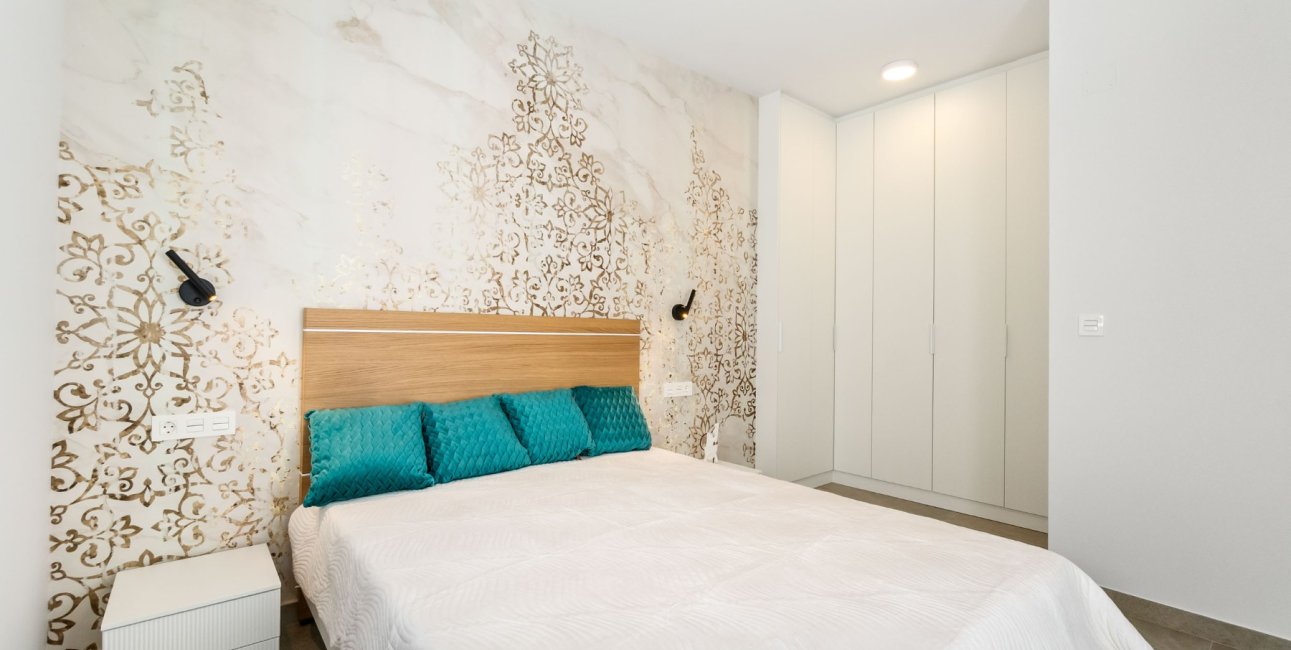 Resale - Apartment / flat -
Torrevieja - Playa Del Cura