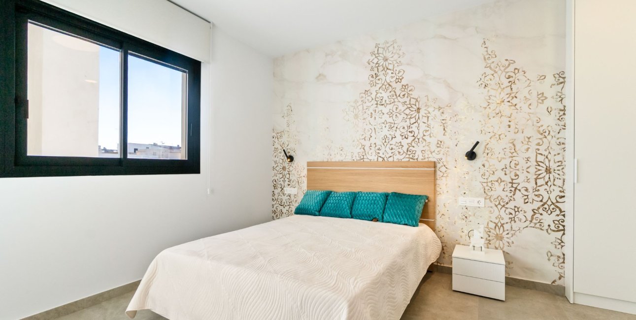 Resale - Apartment / flat -
Torrevieja - Playa Del Cura