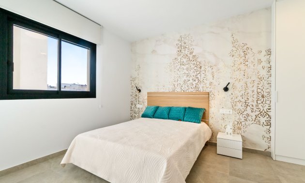 Resale - Apartment / flat -
Torrevieja - Playa Del Cura
