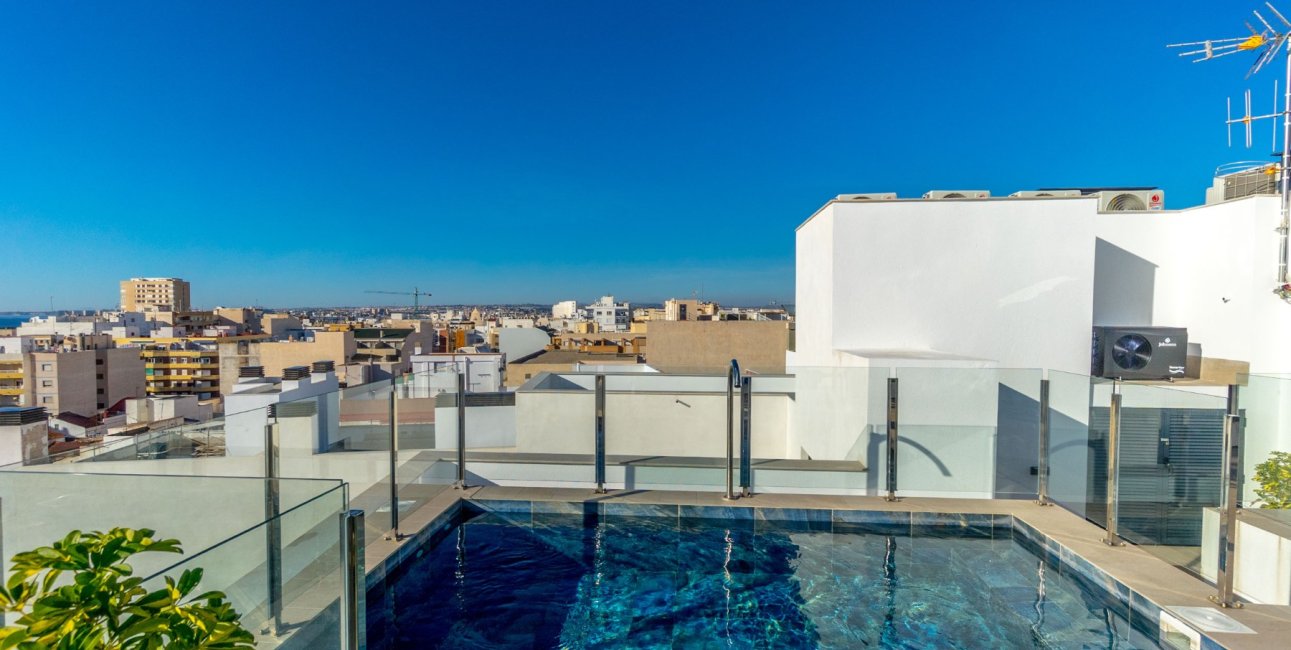 Resale - Apartment / flat -
Torrevieja - Playa Del Cura