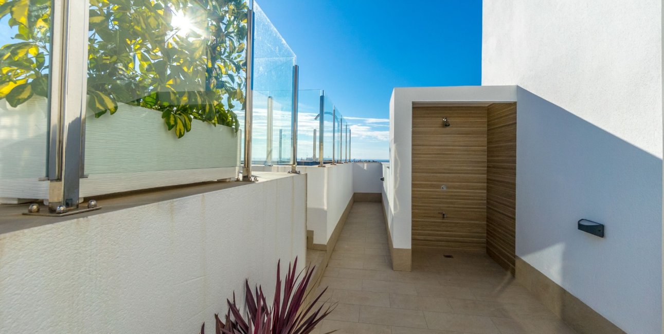 Resale - Apartment / flat -
Torrevieja - Playa Del Cura
