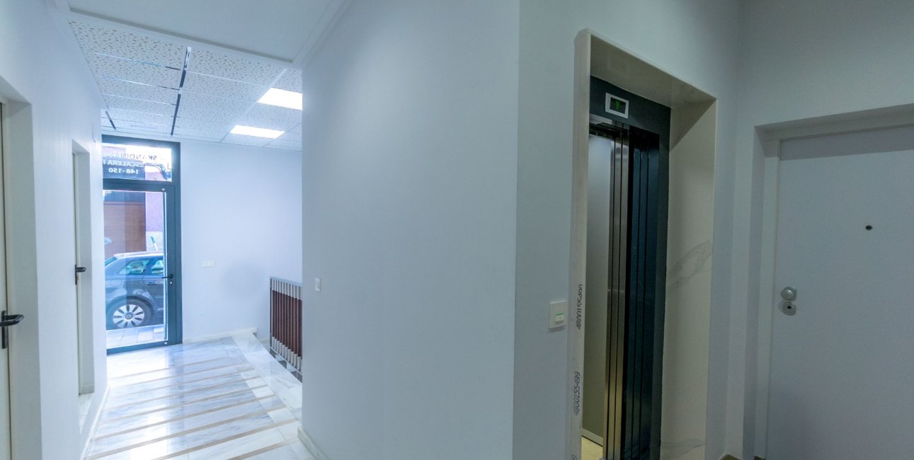 Resale - Apartment / flat -
Torrevieja - Playa Del Cura