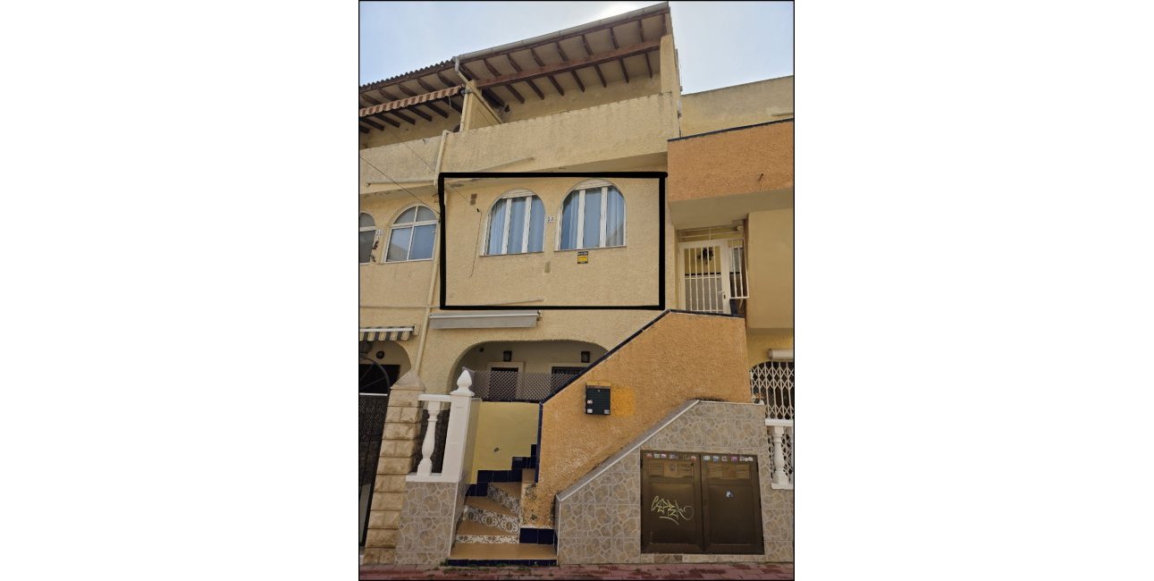 Resale - Apartment / flat -
Torrevieja - Torre La Mata