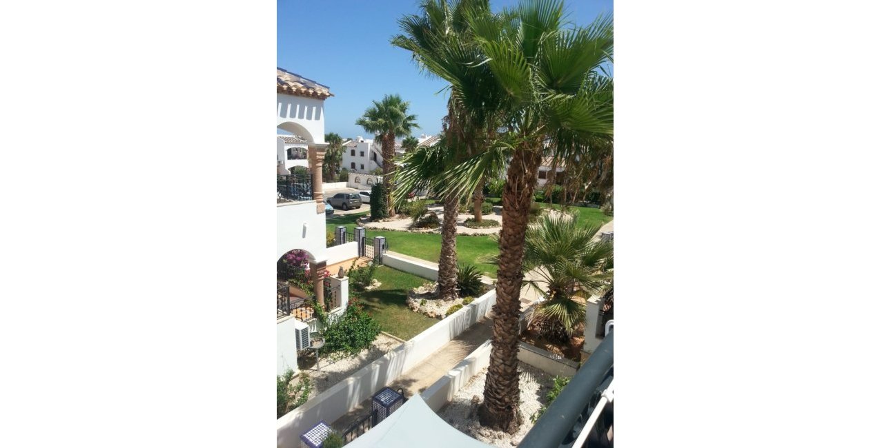 Resale - Duplex -
Orihuela Costa - Villamartin