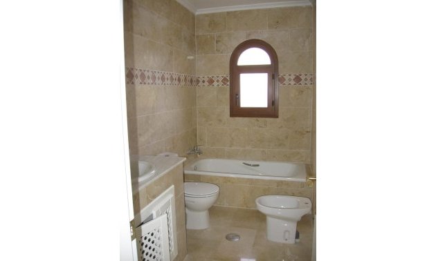 Resale - Duplex -
Orihuela Costa - Villamartin