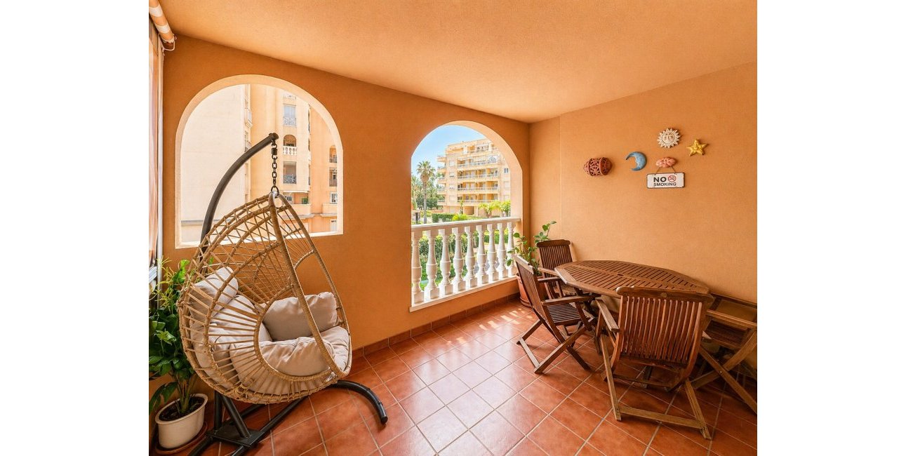 Rynek wtórny - Mieszkanie  -
Torrevieja - Playa Los Locos