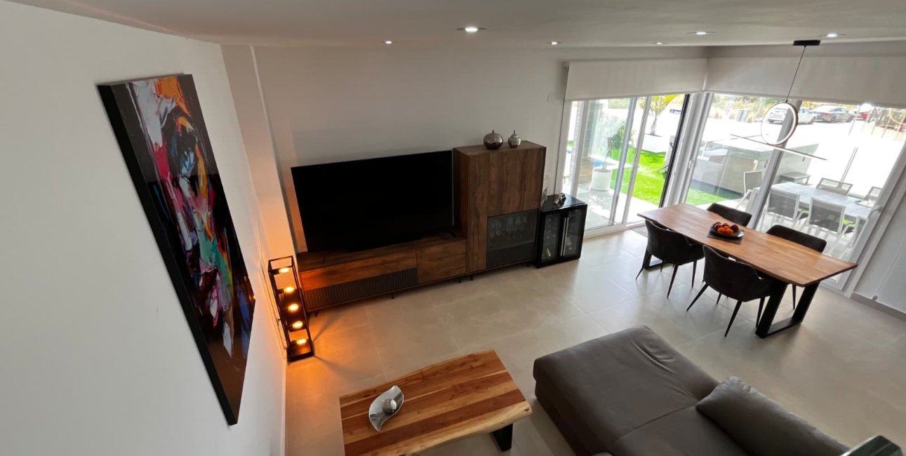 Resale - Villa -
Los Montesinos - Entre Naranjos / Vistabella Golf