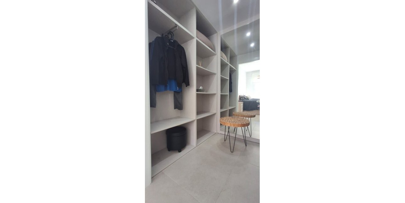 Resale - Villa -
Los Montesinos - Entre Naranjos / Vistabella Golf