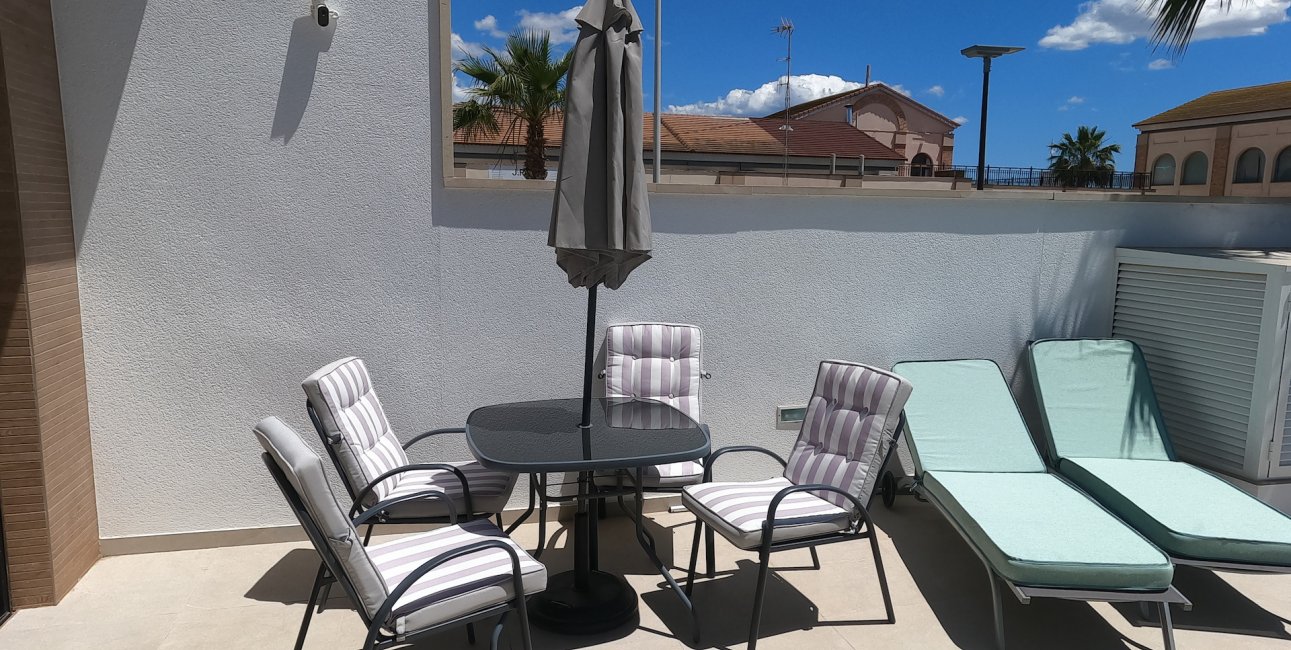 Resale - Villa -
Algorfa - La Finca Golf Resort