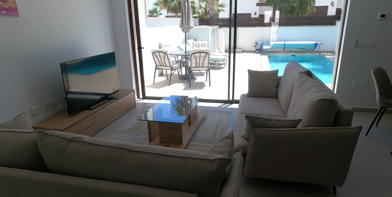 Resale - Villa -
Algorfa - La Finca Golf Resort