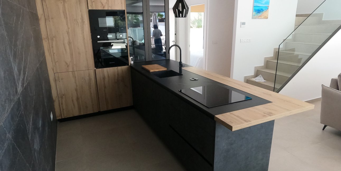 Resale - Villa -
Algorfa - La Finca Golf Resort