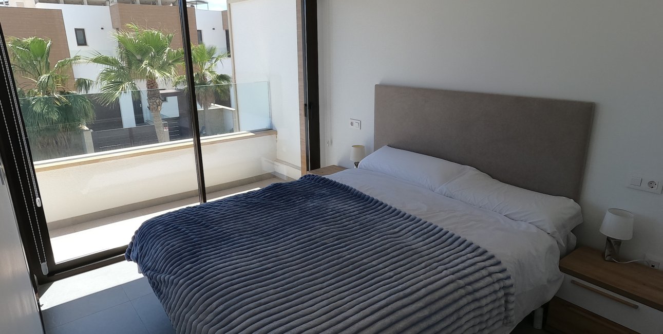 Resale - Villa -
Algorfa - La Finca Golf Resort