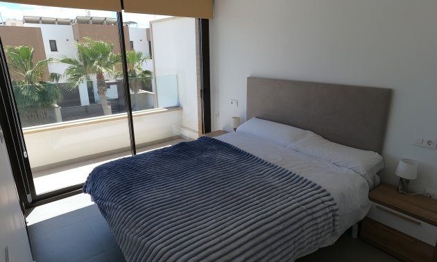 Resale - Villa -
Algorfa - La Finca Golf Resort