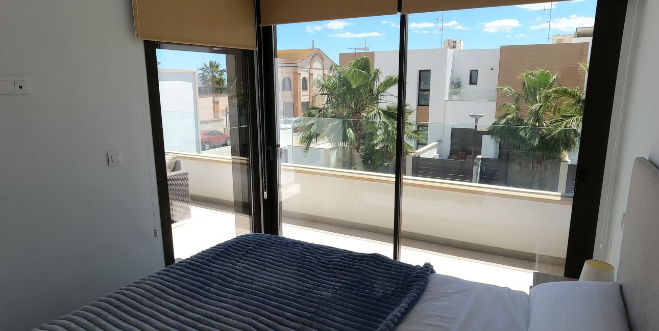 Resale - Villa -
Algorfa - La Finca Golf Resort