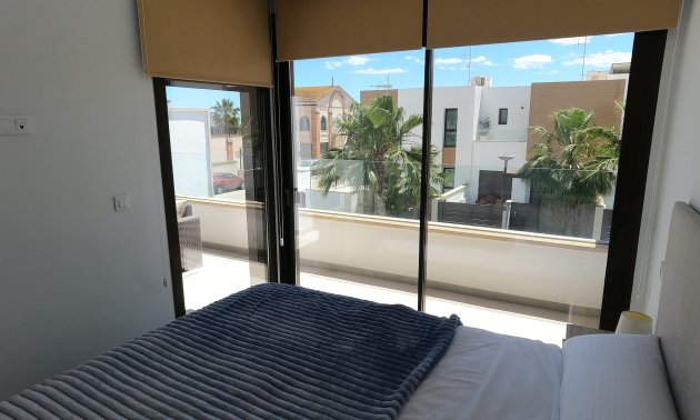Resale - Villa -
Algorfa - La Finca Golf Resort