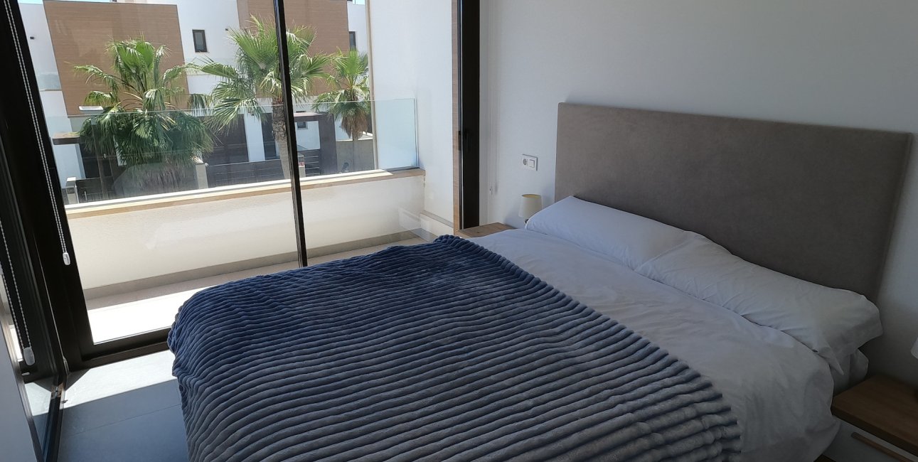 Resale - Villa -
Algorfa - La Finca Golf Resort
